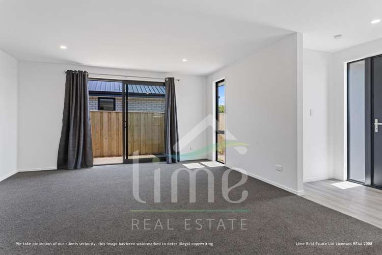 89 Pegasus Main Street Pegasus_3