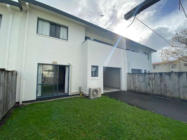 13 Butia Avenue Henderson_2