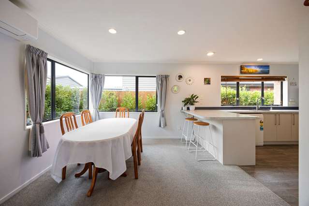 16a Bruce Avenue Glenview_4