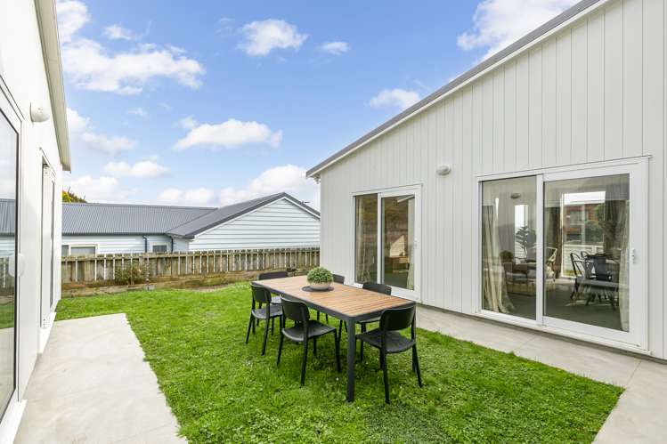 56 Cedarwood Street Woodridge_17