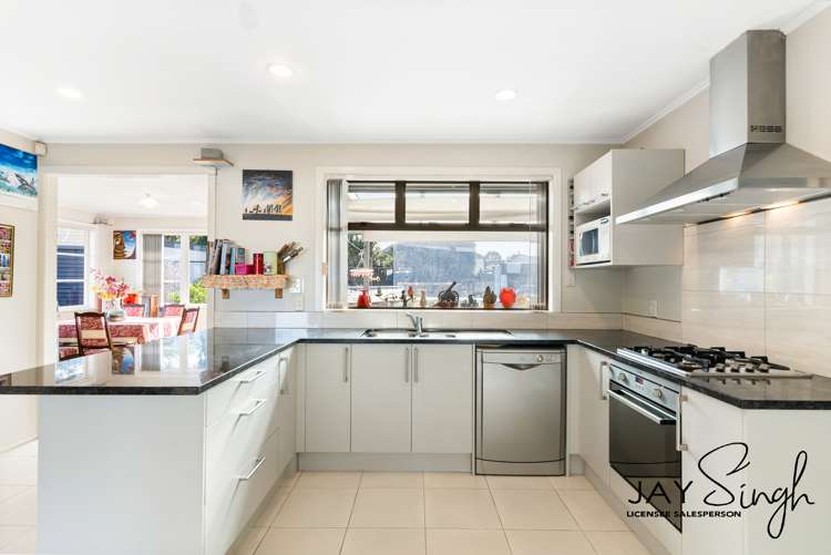 32 Mcdougall Street Manurewa_1