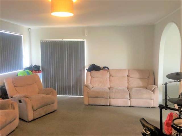 6 Janese Place Manurewa_1