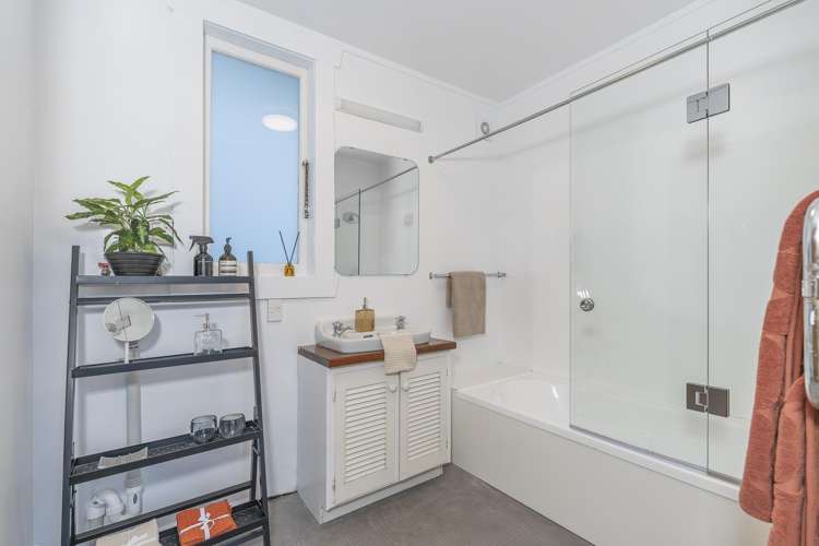 8 Barrington Road Grey Lynn_15