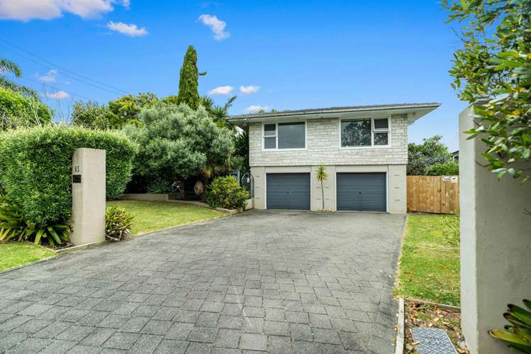 85 Hutchinson Road Bucklands Beach_1