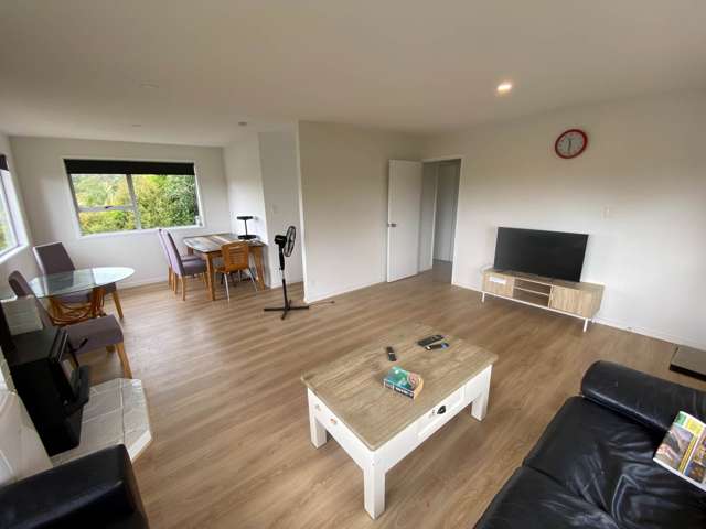 1/28 Mannering Place Hillcrest_3