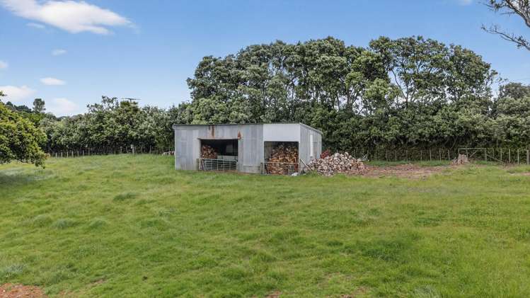 722 Awhitu Road Waiuku_20