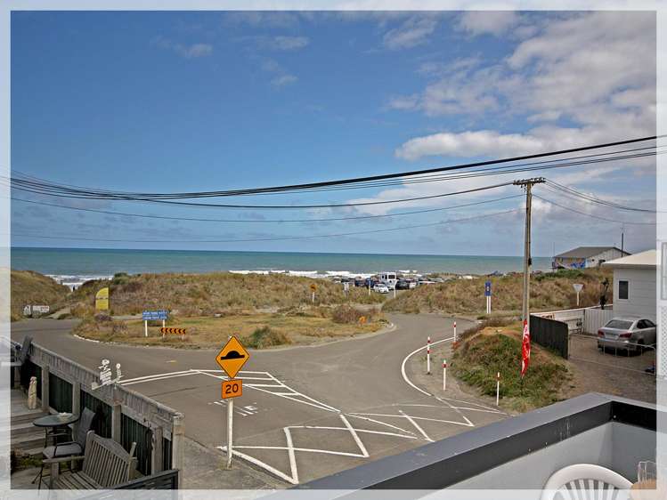 16 Ocean Beach Street Foxton Beach_1