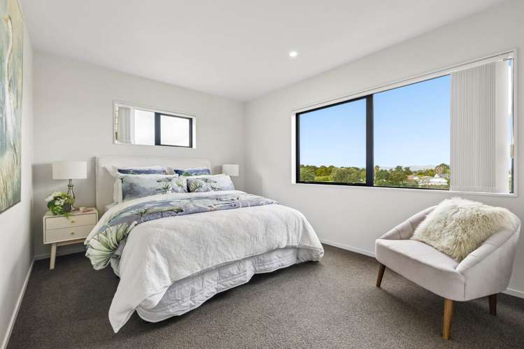 60 Matawhanga Drive Wattle Downs_11