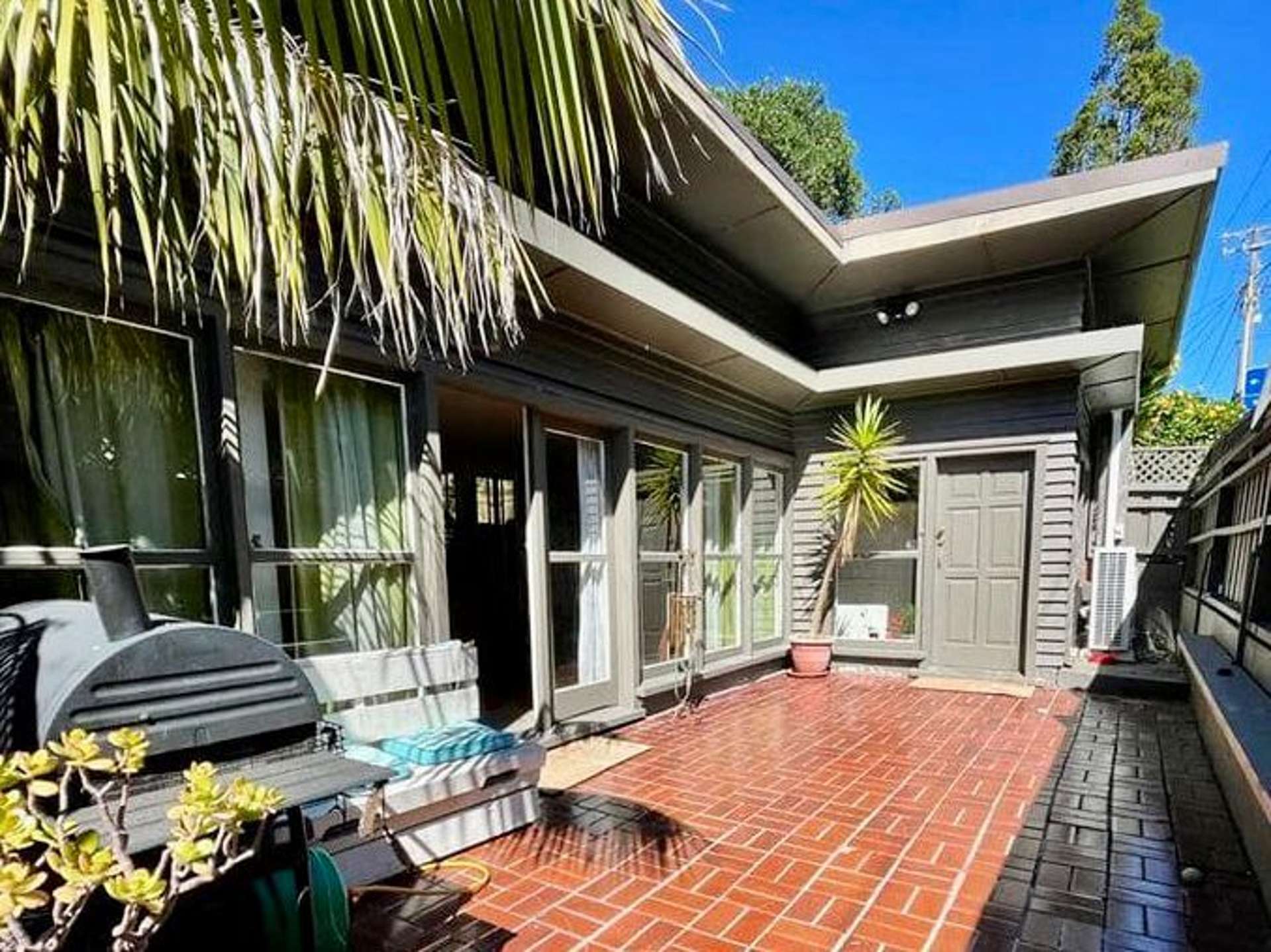 224 Godley Road Titirangi_0