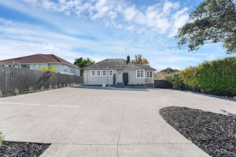 79 Onewa Road Northcote_27
