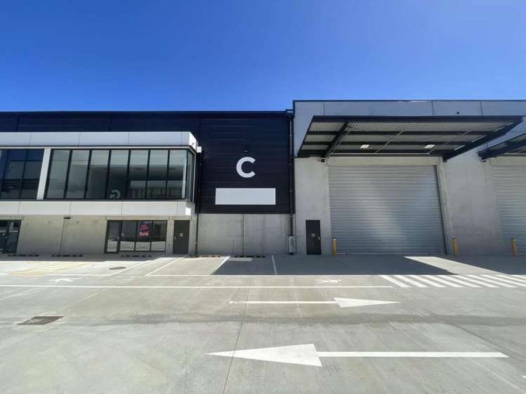 Unit C, 8 Chonny Crescent_0