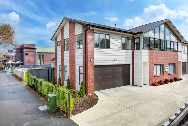 1/15 Cook Street Hamilton East_16