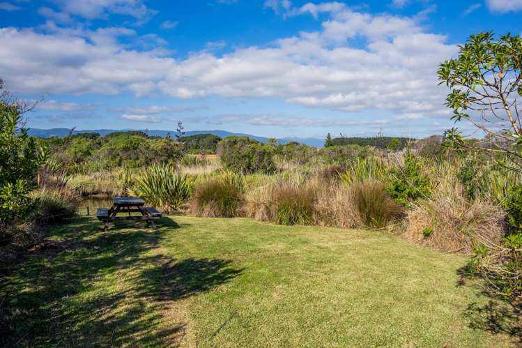 4 Moana Street Otaki Beach_24