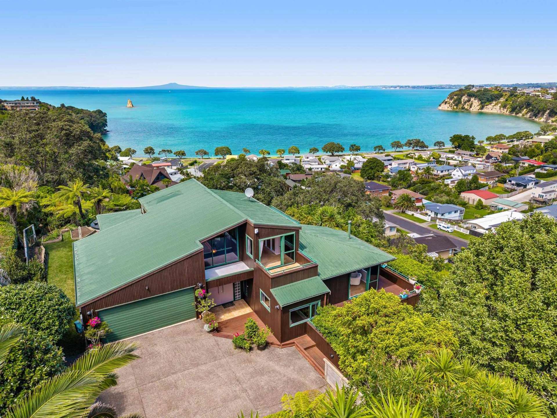 1083 Whangaparaoa Road Tindalls Beach_0