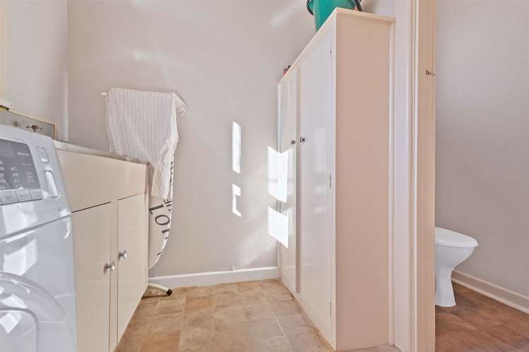 7 Meadow Street Papanui_15