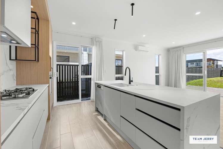 2 Longview Oak Lane Rosehill_6