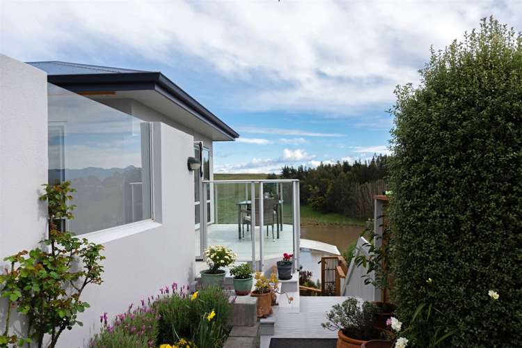 19 Lake View Place Fairhall_20