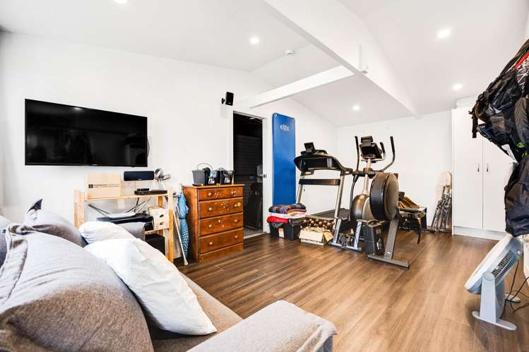 16 Paton Avenue Te Atatu South_14