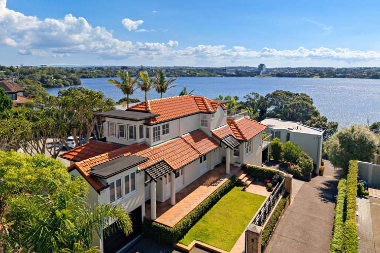 248A Hurstmere Road_0