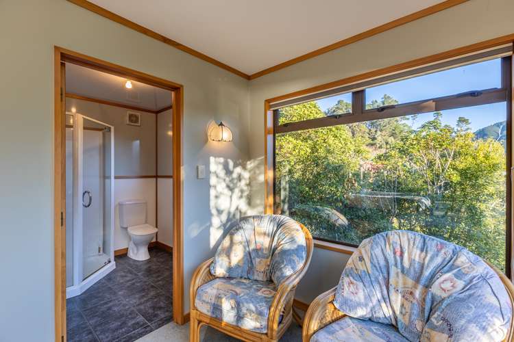 1746 Queen Charlotte Drive Anakiwa and Surrounds_8