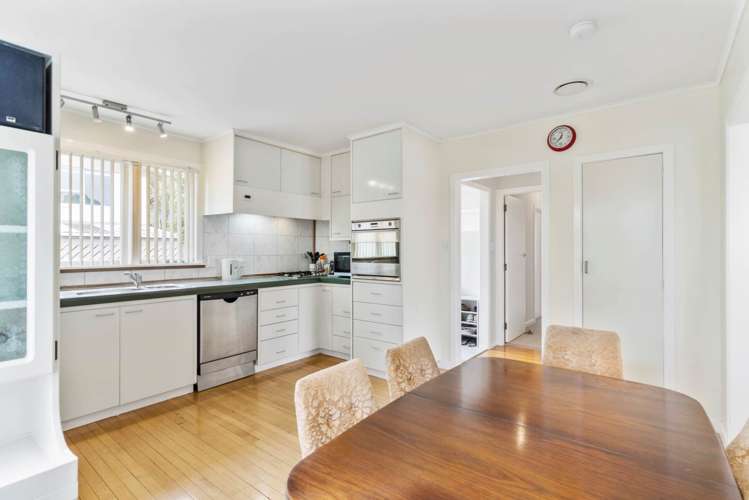 29 Kashmir Road Glen Eden_9