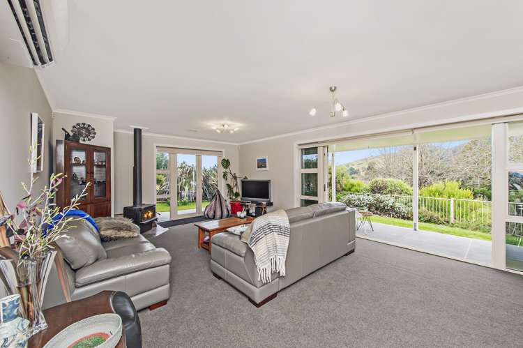 1/10 Valley Road Greta Valley_10