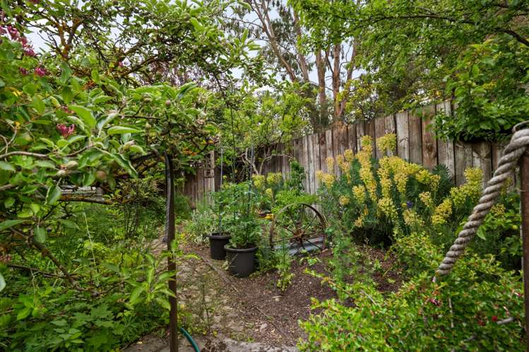 5 Lanes Road Alexandra_25