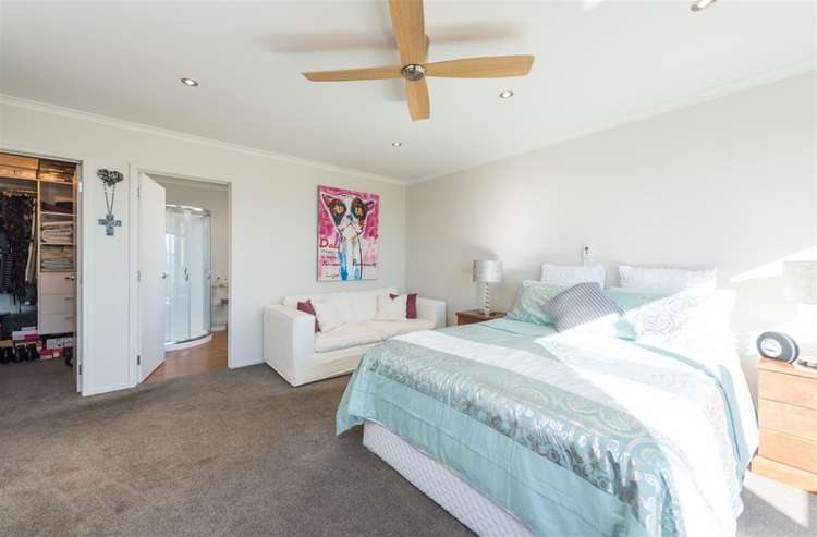 8 Berkshire Place Stoke_10