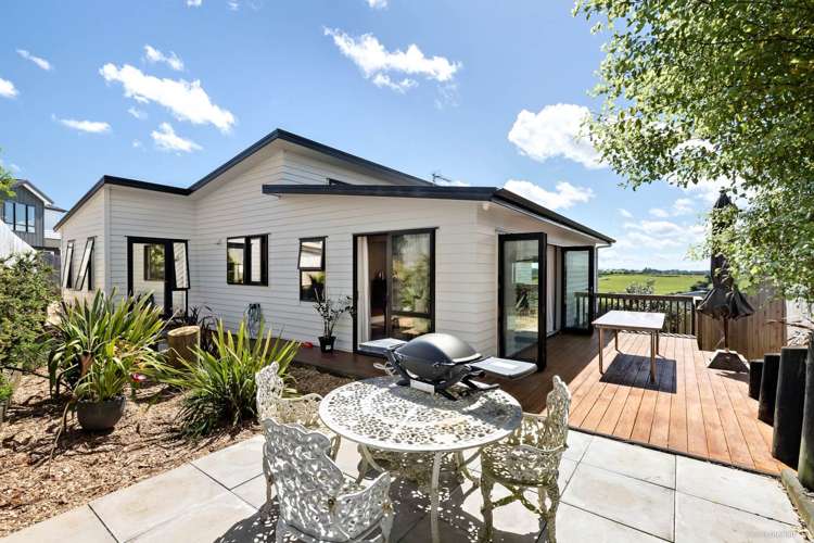 141 Isabella Drive Pukekohe_1