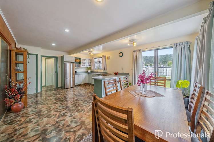 33 Donnelley Drive Wainuiomata_11