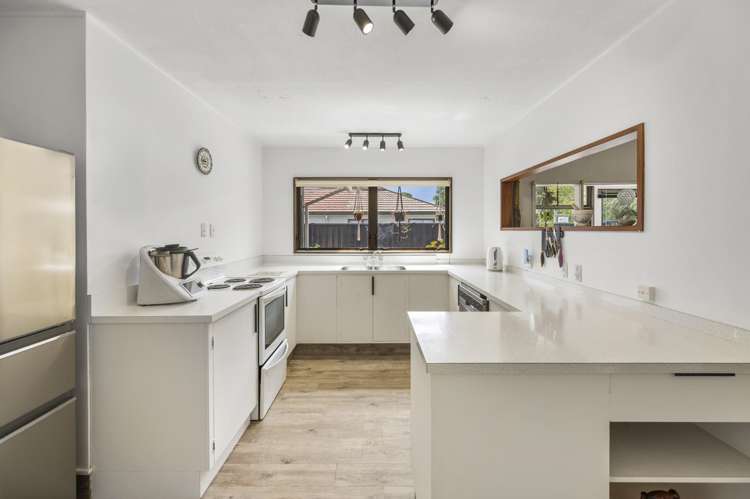 1/702 Tomoana Road Mahora_5