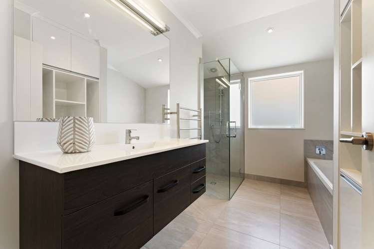 20a Norman Road Hauraki_14