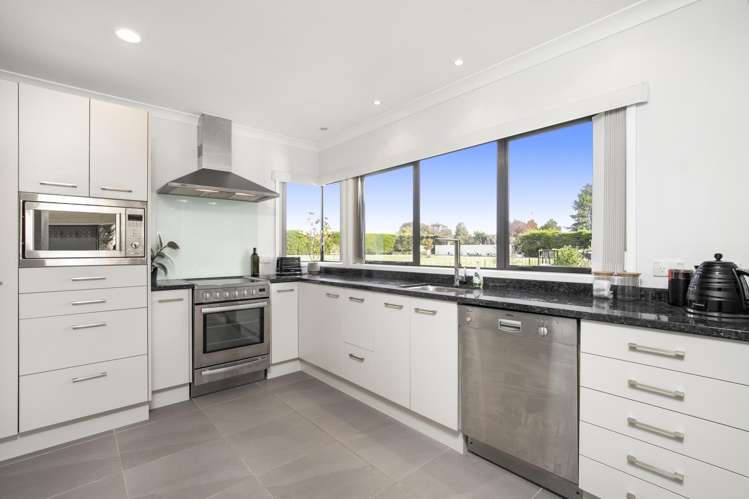 437 Oira Road Karaka_17