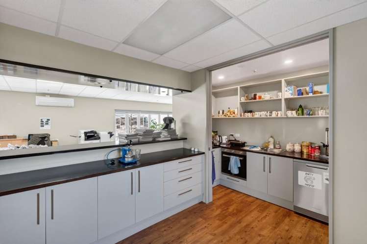 2 Dalziel Place Hillsborough_18