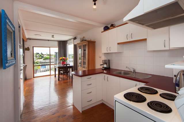 109 Arran Road Browns Bay_4