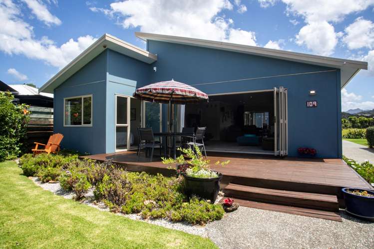 109 Ocean Beach Road Tairua_20