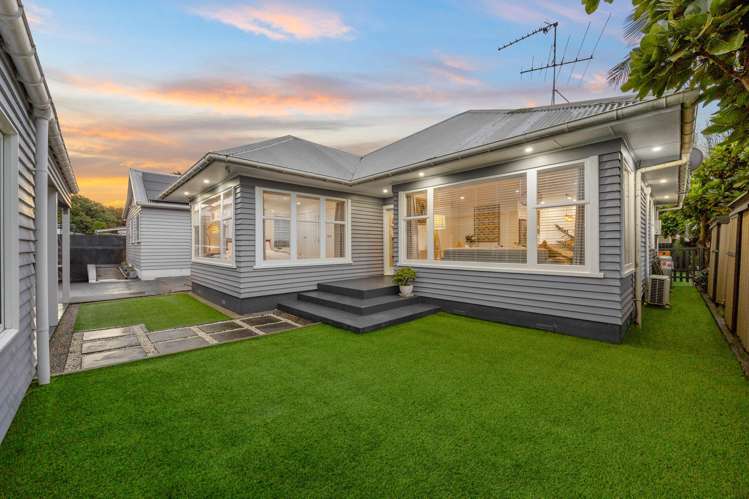 39 Aranui Road Mount Wellington_1
