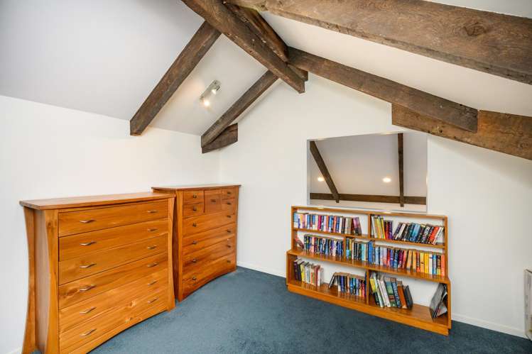 151 Summerhill Drive Fitzherbert_21