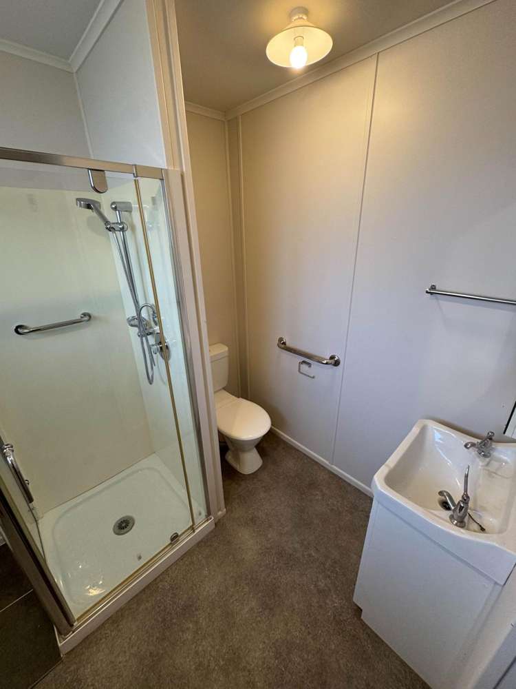 13/24 Bardia Street Belmont_11