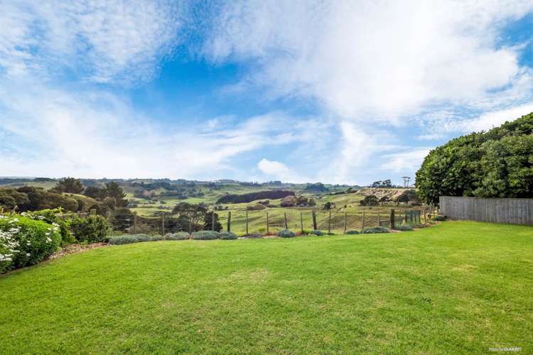 2131 Awhitu Road Pollok_8