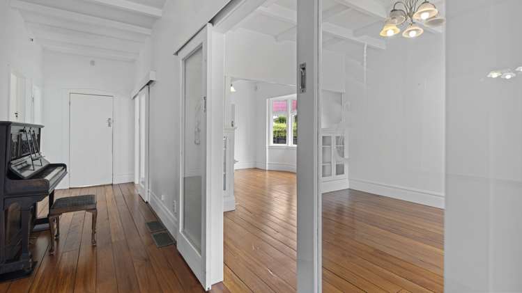 1b Levy Road Glen Eden_30