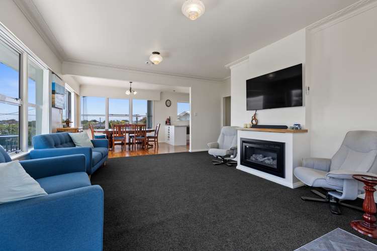 18a Dartmoor Avenue Westown_11