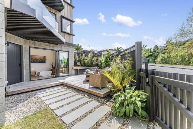 Modern Luxury Meets Coastal Lifestyle