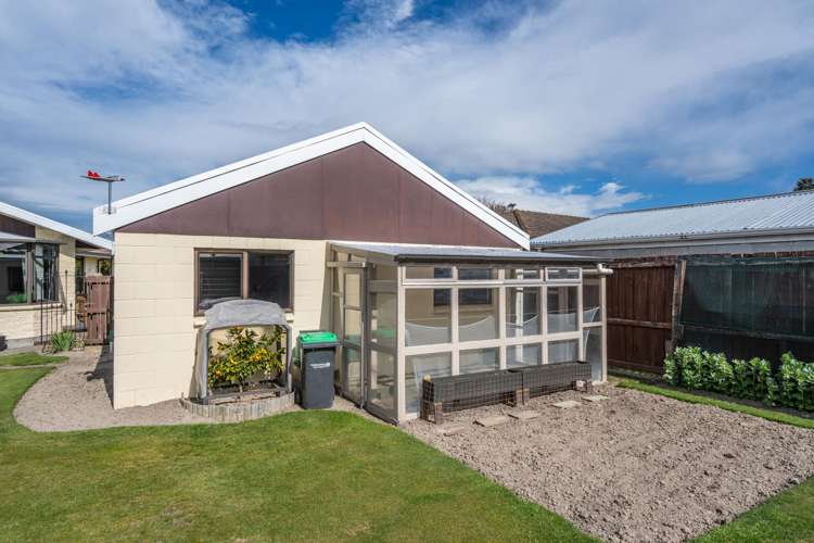 84 Dunbarton Street Redwood_24