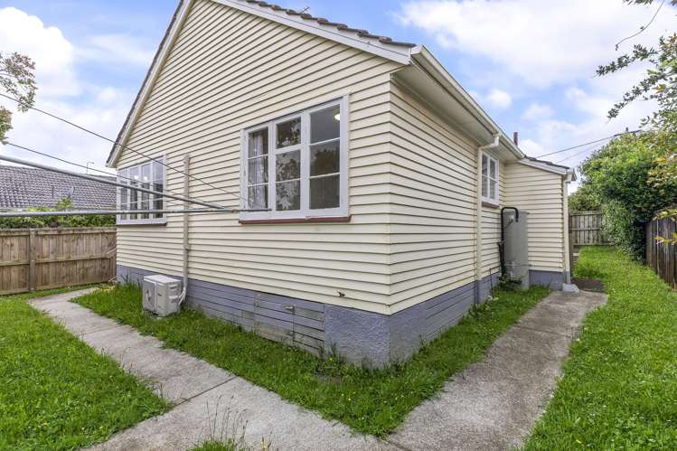 1/15 Otakau Road_3