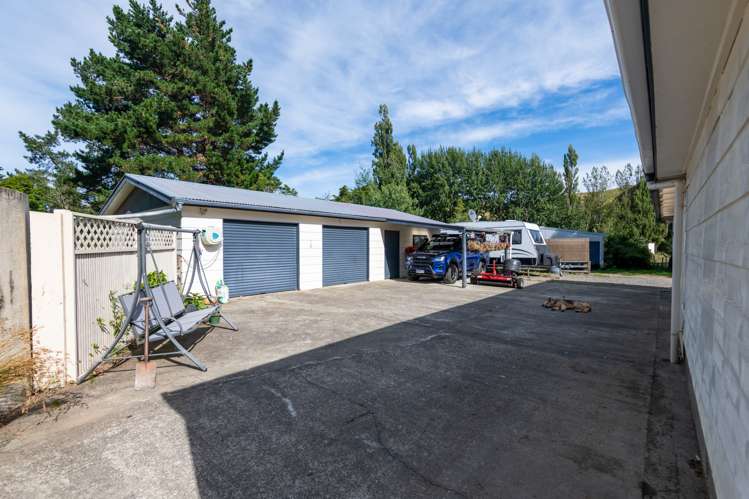 22 James Road Pahiatua_3
