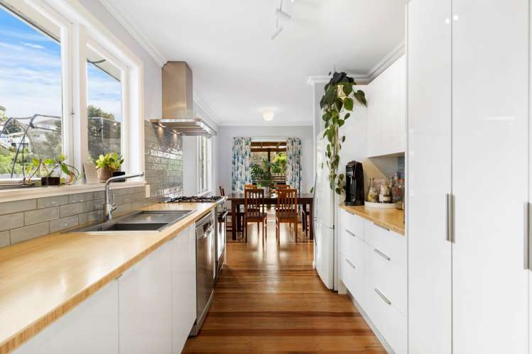 27b Chilcott Road Henderson_5