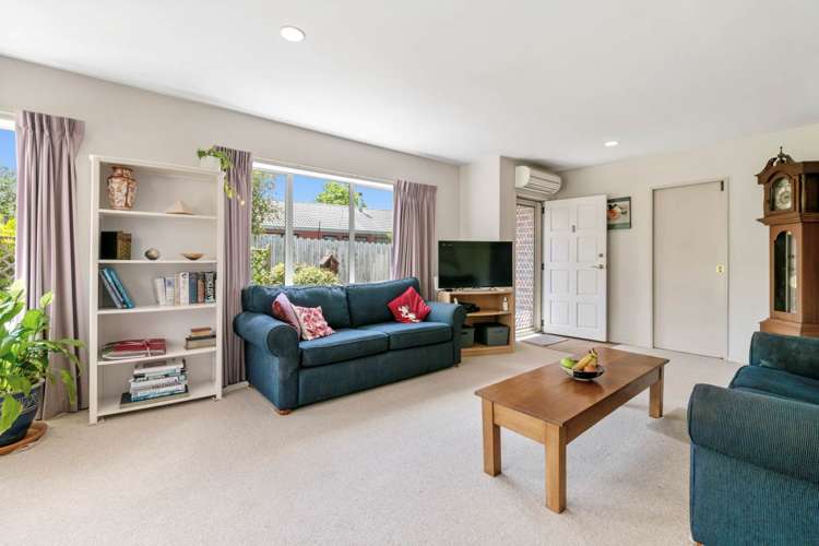 61 The Grove Red Beach_6