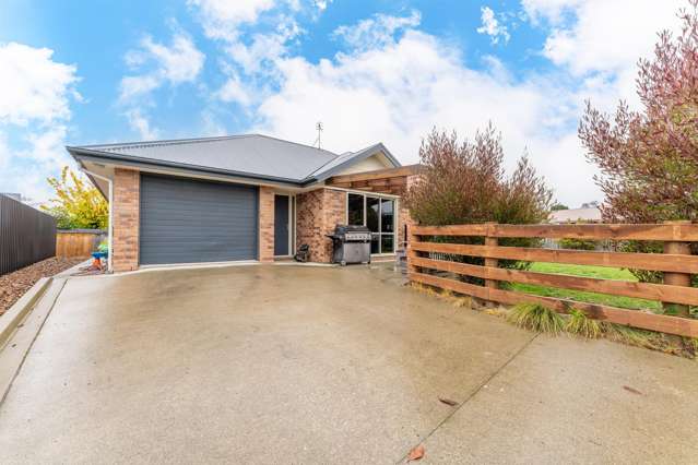 Committed to Sell - Country Move Awaits