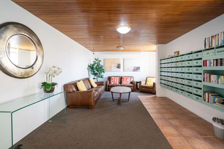 7A/19 Maida Vale Road Roseneath_31